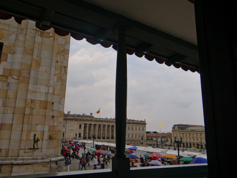 Mercado en la plaza de Bolivar